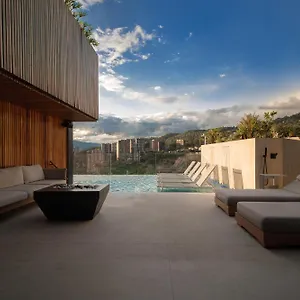 https://binn.colombiamedellinhotels.com
